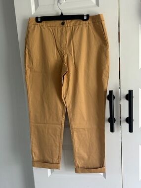 WildFang women’s Casual Chino Pants in Mustard Yellow size 12